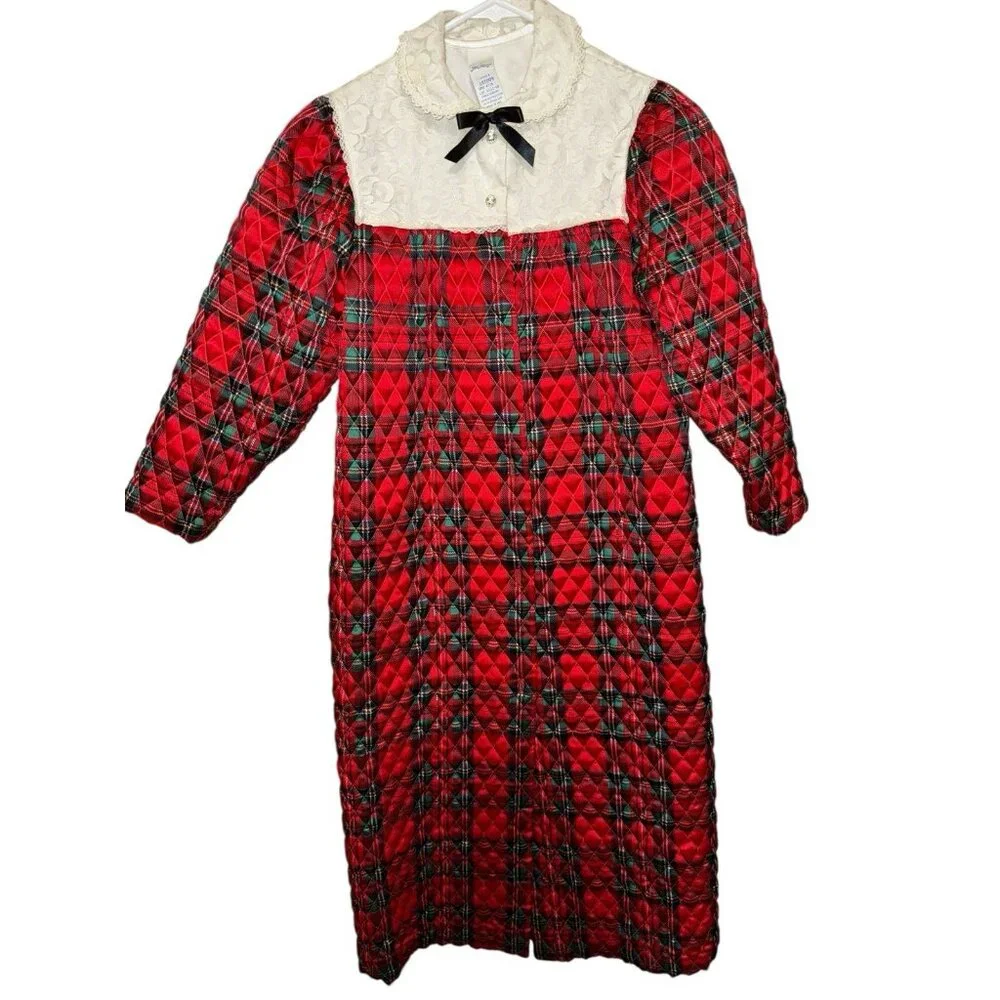 Her Majesty Vintage Girls Robe Quilted Red Plaid Christmas Lace SZ 8